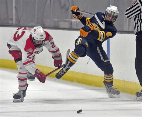 MIAA state finals: Boys hockey preview and picks